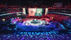 Scout与厂长携手EDG创奇迹，Peyz逆风血Ccarry电竞巅峰之战